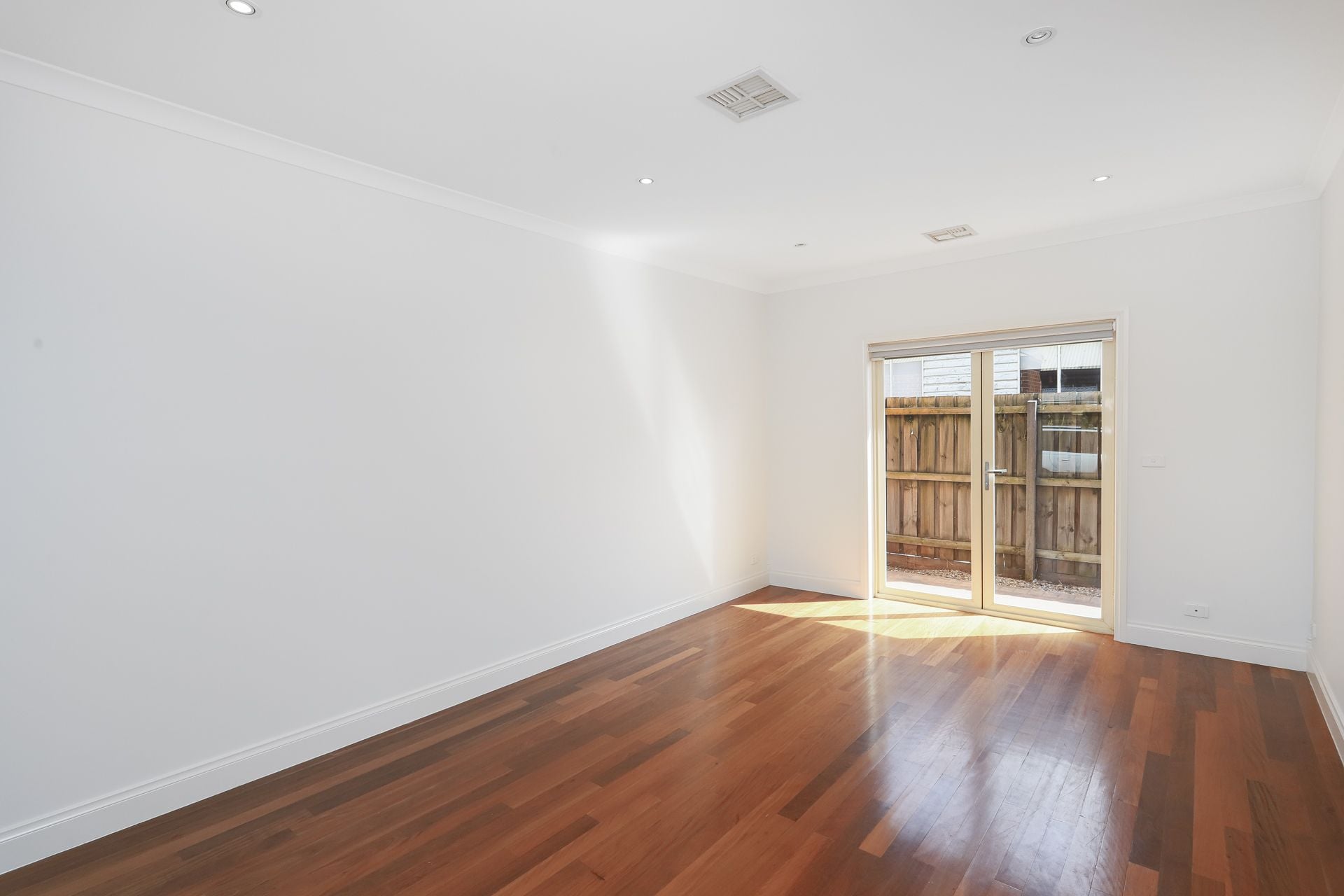 2/3 Dempster Street West Footscray VIC, West Footscray - Thumbnail 7