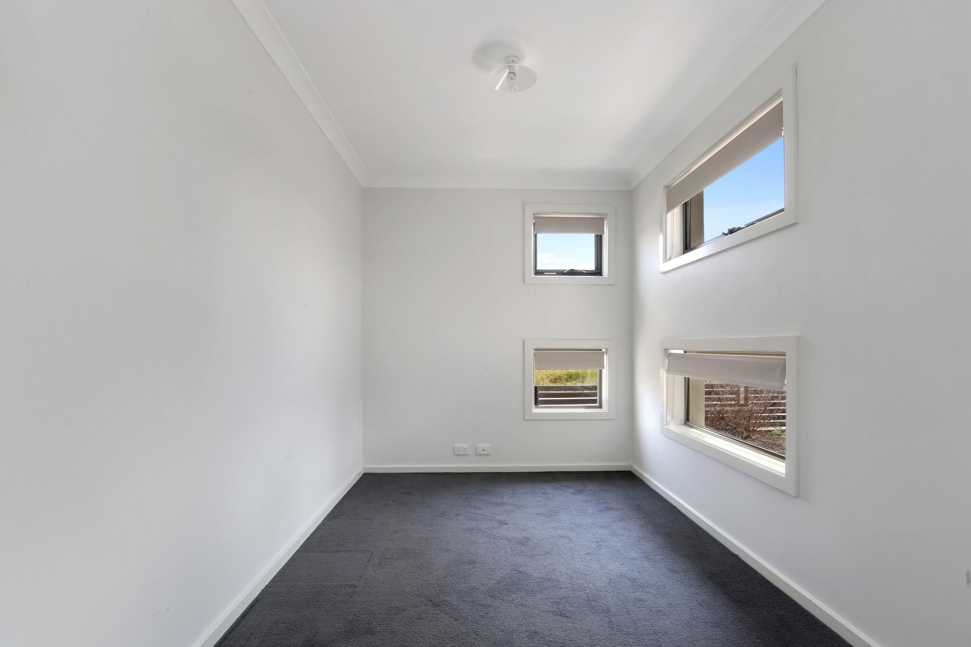 Stylish Three Bedroom Townhouse!