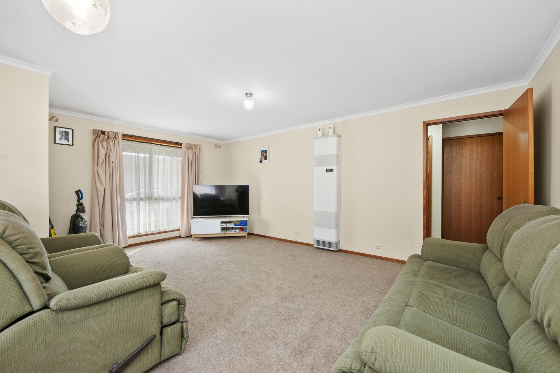 2/301 Main Road, Golden Point, Golden Point - Thumbnail 4