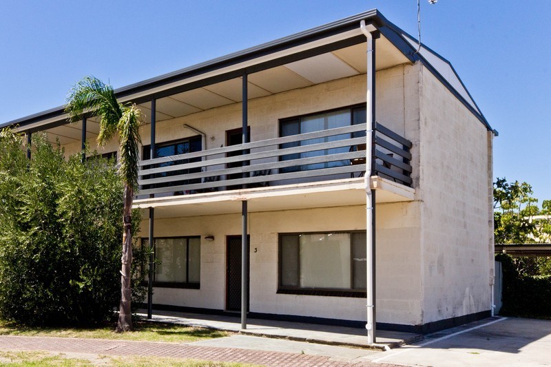 4/4 Gloucester Street Glenelg South 5045