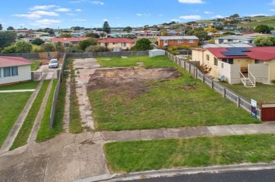 5 Kiah Place, East Devonport, East Devonport - Thumbnail 3