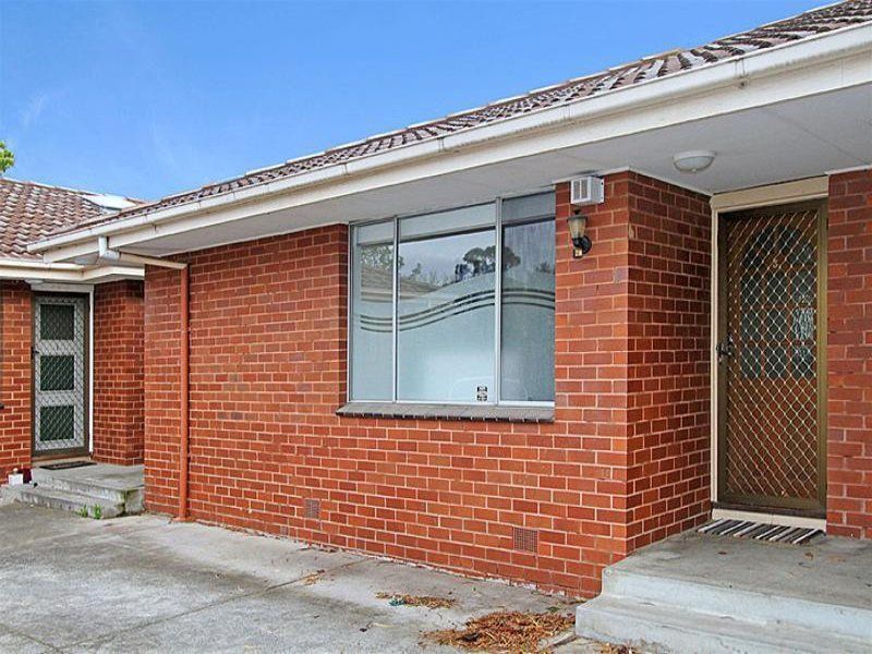 Fantastic Villa unit in a brilliant location!