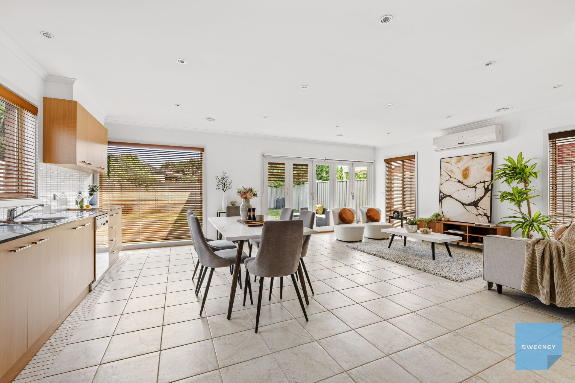 4 Smethwick Green, Caroline Springs - Thumbnail 3