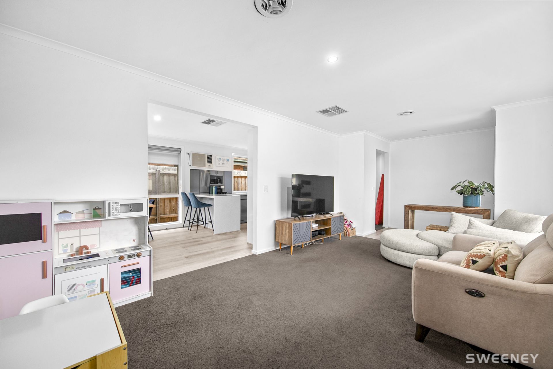 13 Gates Court, Altona Meadows - Thumbnail 8
