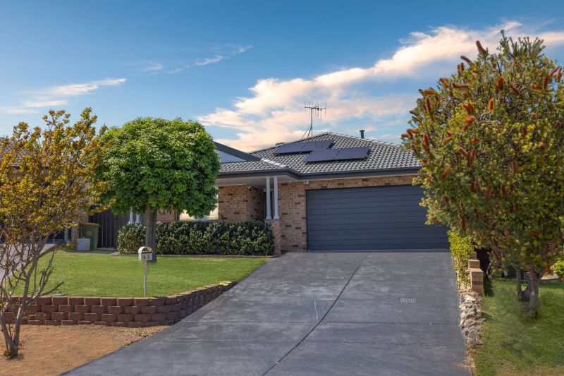 45 Unwin Avenue Jerrabomberra NSW