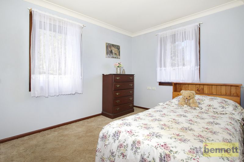 6 Clarke Avenue, Hobartville - Thumbnail 4