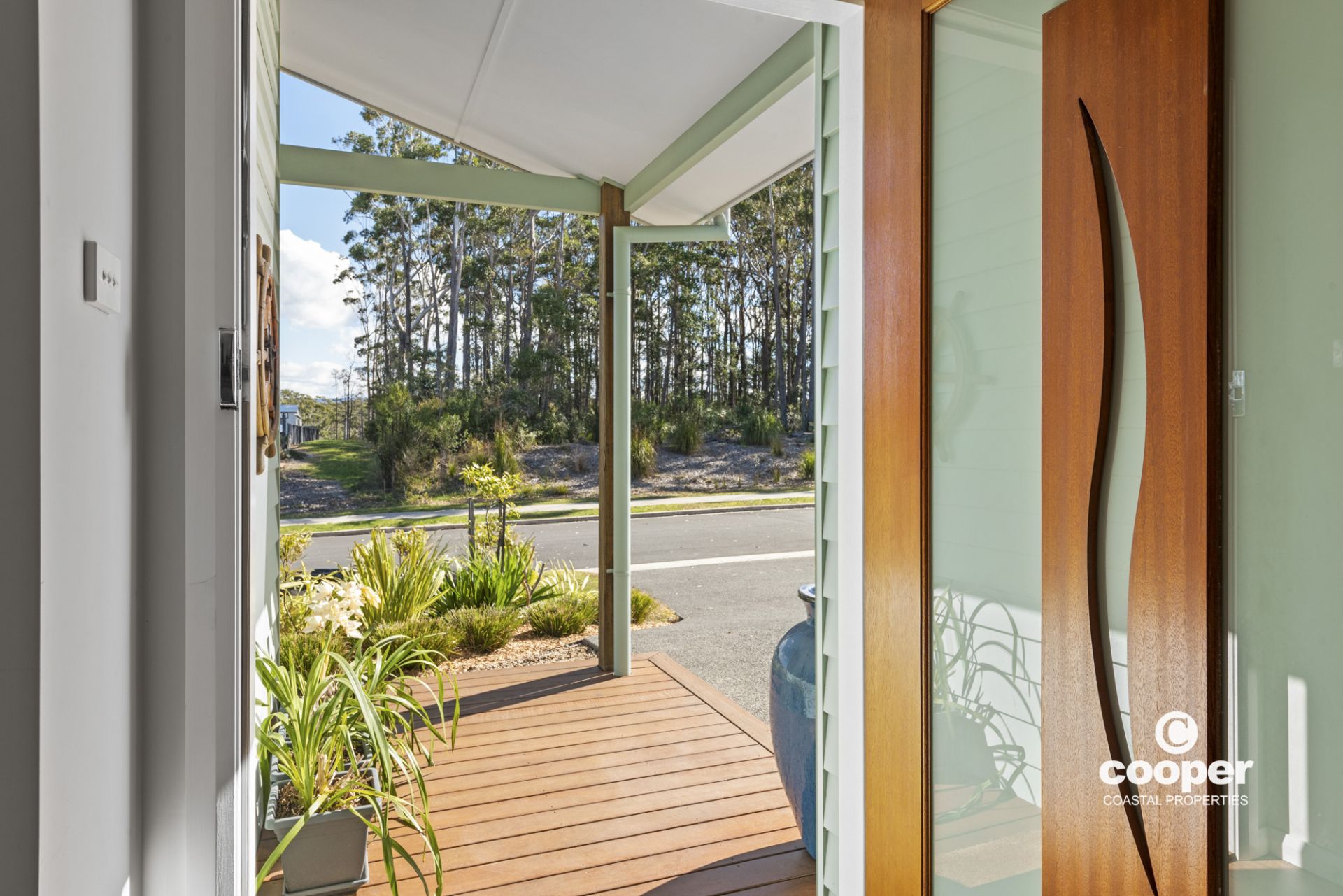 72 Gemini Way, Narrawallee - Thumbnail 4