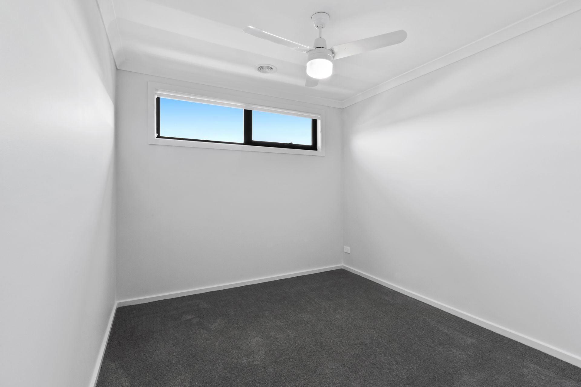 NEW BUILD with Parkland Views