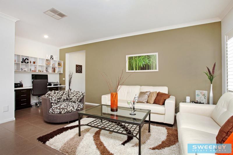 19 Kororoit Approach, Caroline Springs - Thumbnail 5