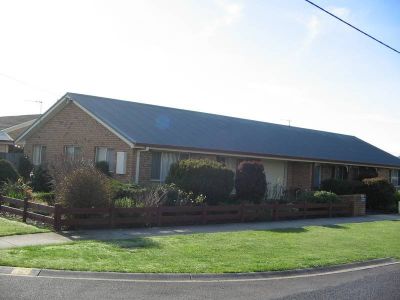 1/14 Marinka Court, LATROBE, Latrobe - Thumbnail 3
