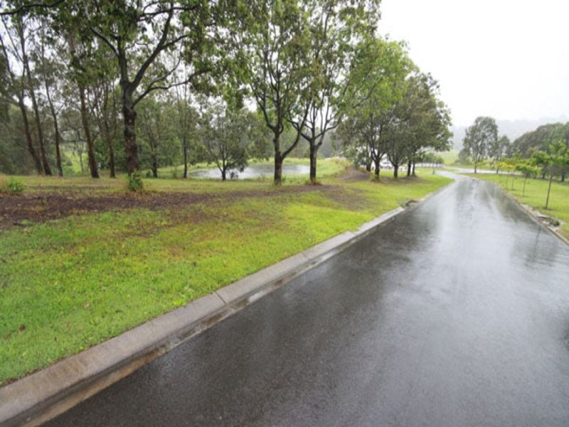 10 Celestial Court VALDORA QLD, Valdora - Thumbnail 2