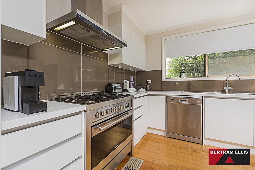 195 Namatjira Drive, Fisher - Thumbnail 8