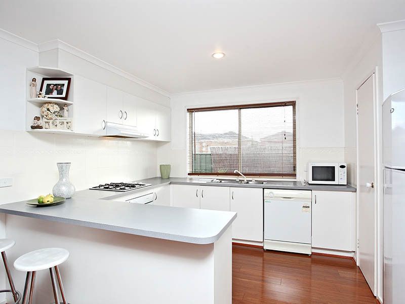 35 Roycroft Avenue, Burnside - Thumbnail 3