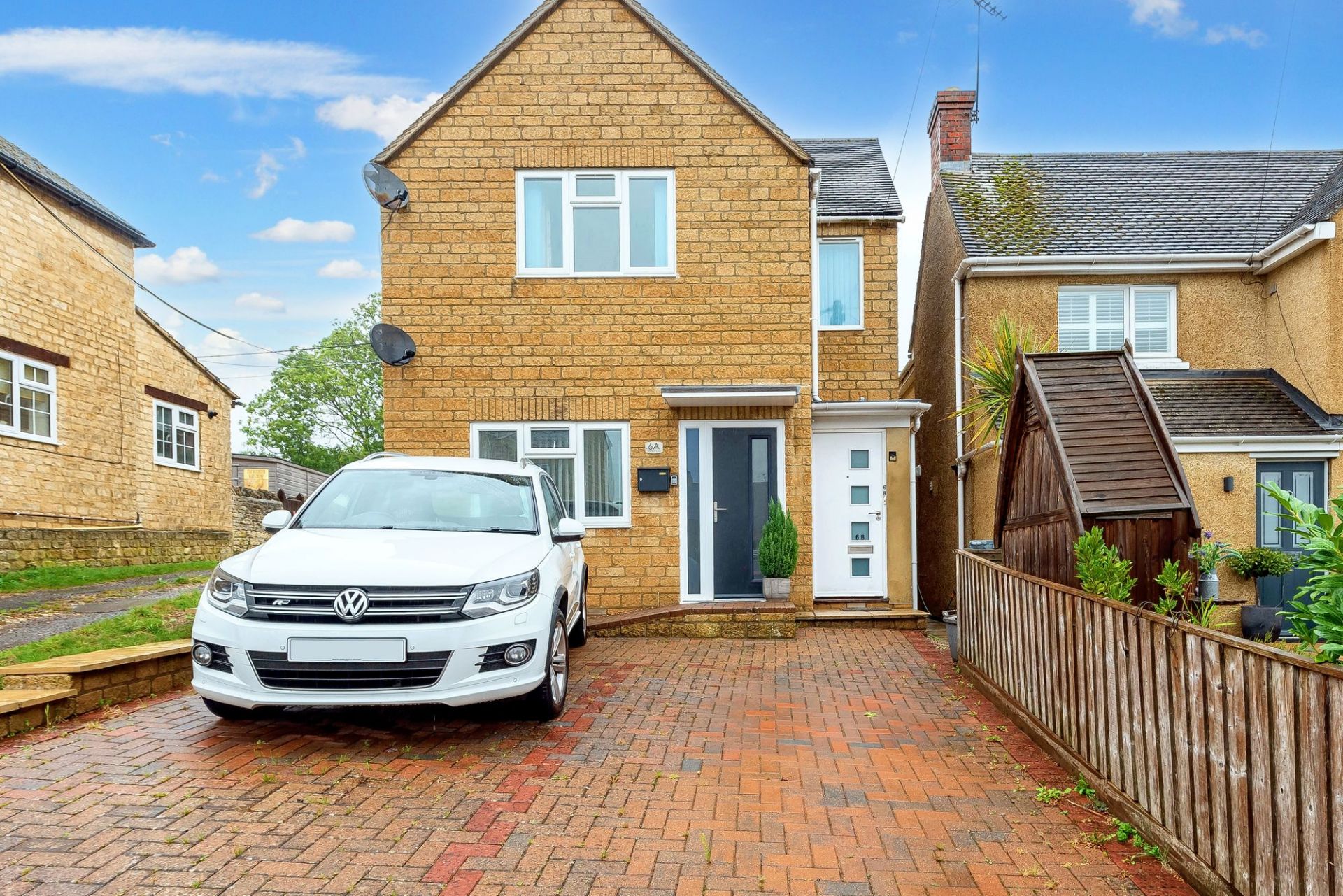 Crawley Road, Witney, OX28 Martyn Cox & Company