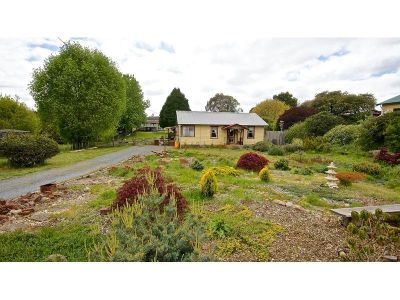 4
 
 
 
  
 
 
 1
 
 
 
  
 
 
 2
 
 
 
 
 
 
 
 43 Main Street, WILMOT TAS 7310, Wilmot - Thumbnail 2