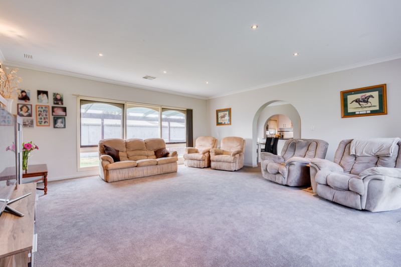 45 Gillets Lane, Lara - Thumbnail 6