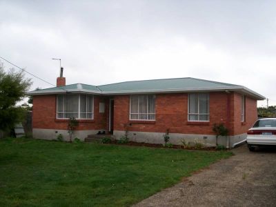 5 Wanda Place, EAST DEVONPORT, East Devonport - Thumbnail 2