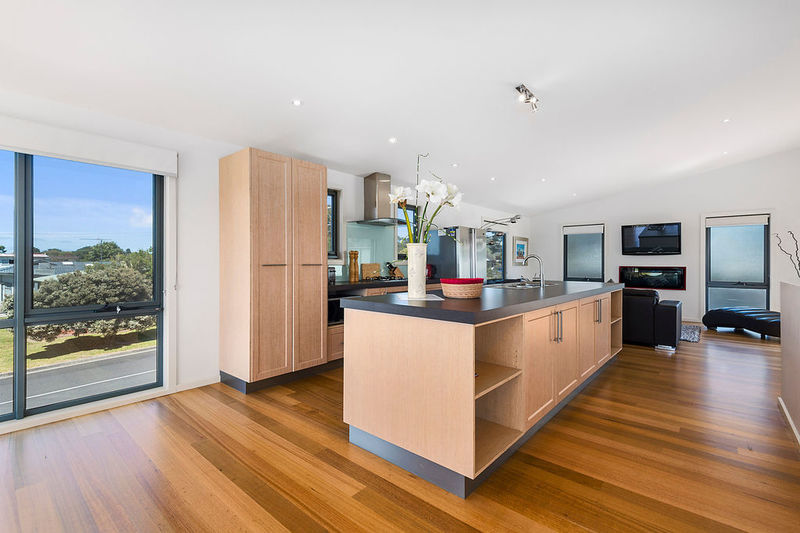 111 McLachlan Street, Apollo Bay, VIC, Apollo Bay - Thumbnail 4