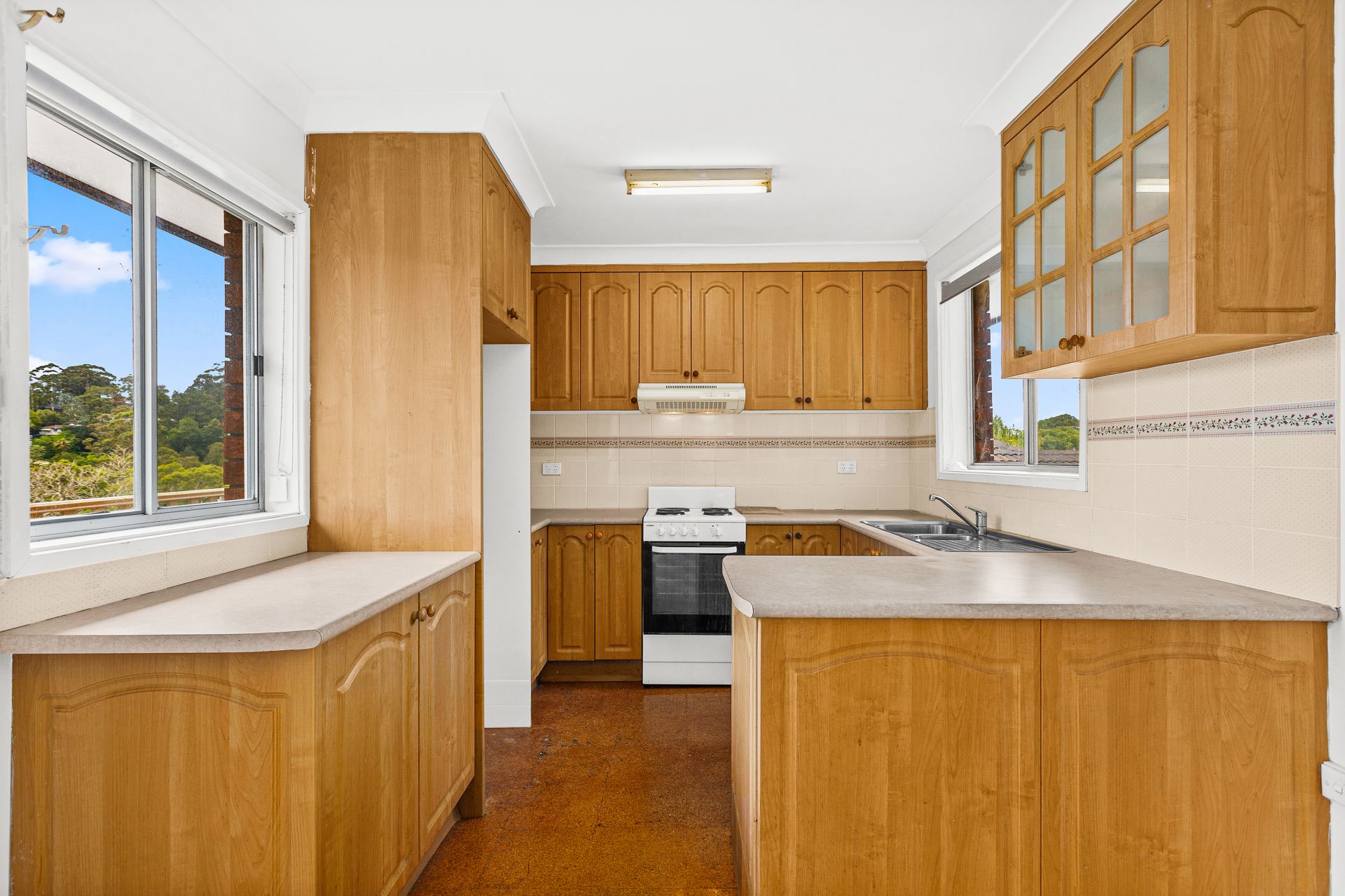 Real Estate For Sale 32 Gellatly Avenue Figtree , NSW