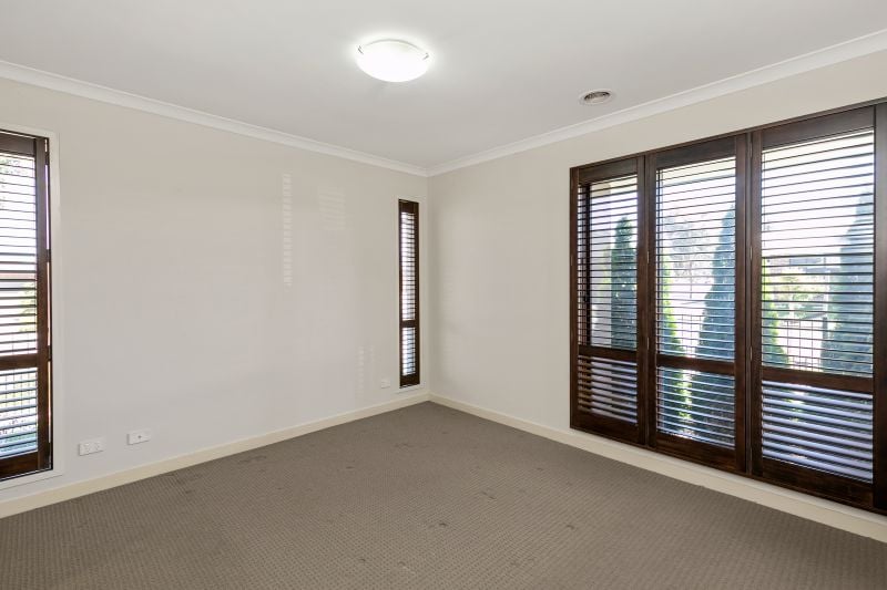 2 Paxton Street, Craigieburn