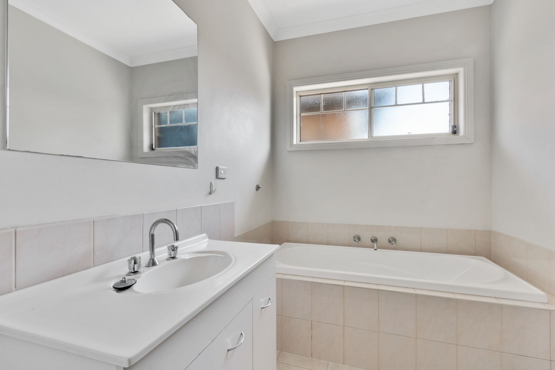 CLOSE TO ALL AMENITIES
