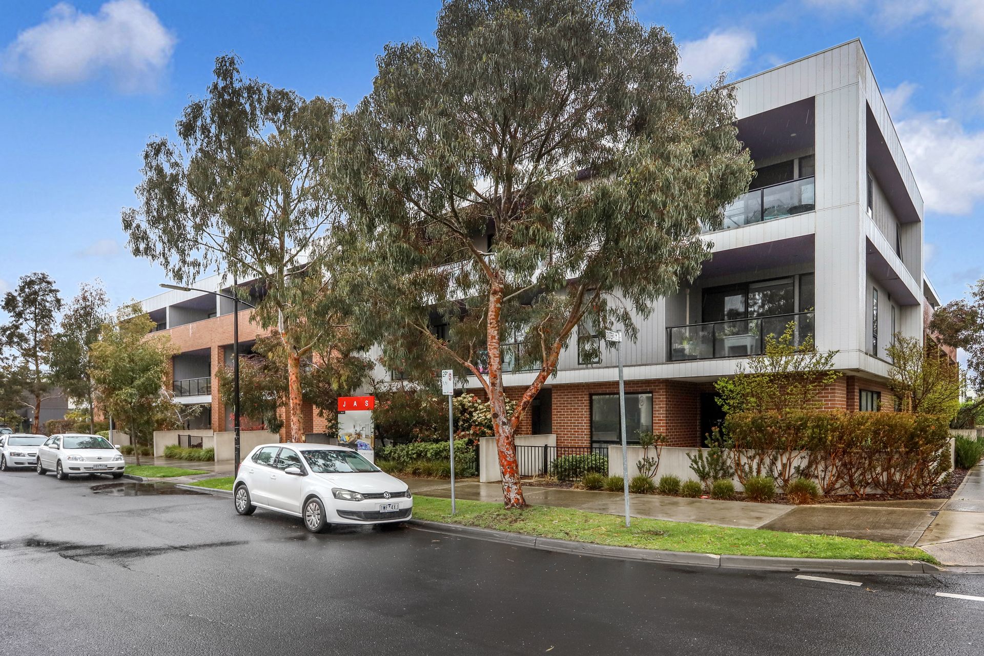 207/26 Beaurepaire Parade Footscray VIC, Footscray - Thumbnail 3