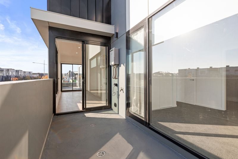 101/50 Steen Avenue, Wollert
