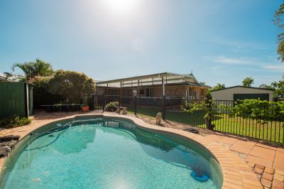 SPACIOUS FAMILY HOME + POOL & SHEDS IN AVOCA!