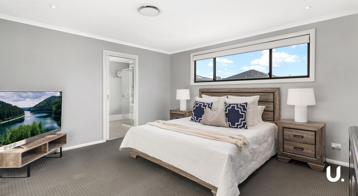 Colebee 6 Kirkwood Crescent