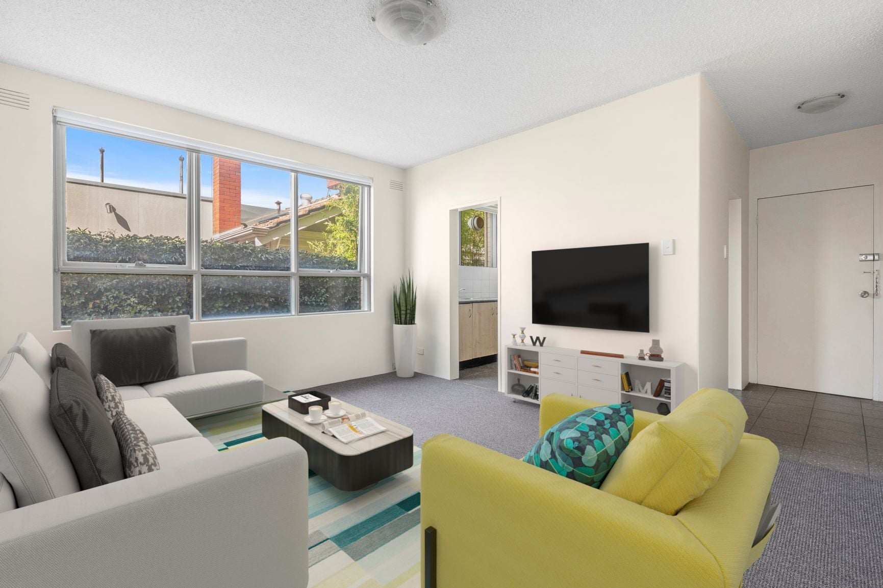 Oversized Renovated Apartment