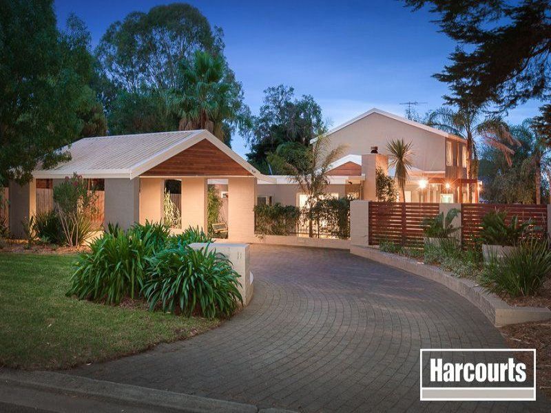 Real Estate For Sale 11 Greenlaw Crescent Mount Martha , VIC