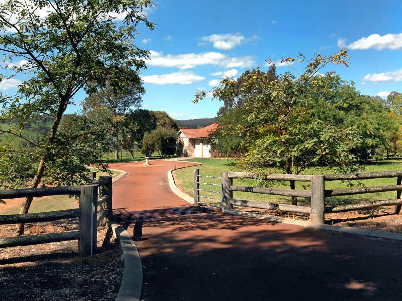 Real Estate For Sale 159 Shenton Road Burekup , WA