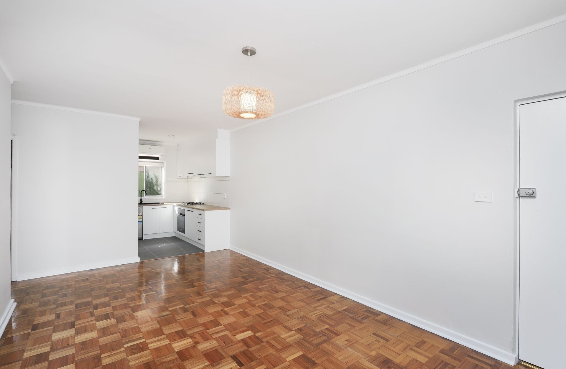 4/68 Kernot Street South Kingsville VIC, South Kingsville - Thumbnail 3