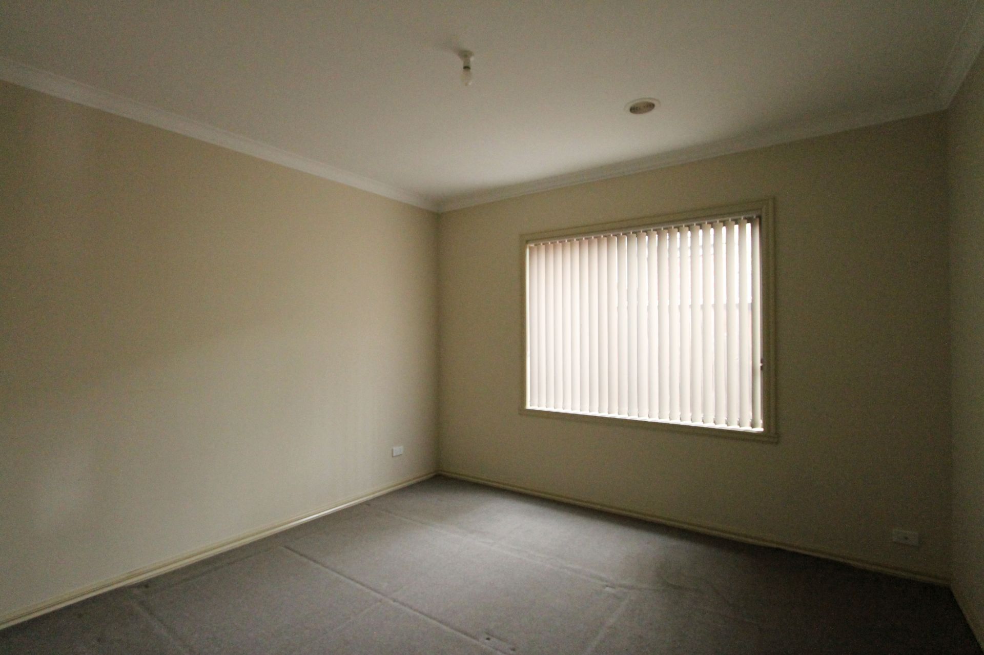 AN IMMACULATE PROPERTY IN A QUIET LOCATION !!!