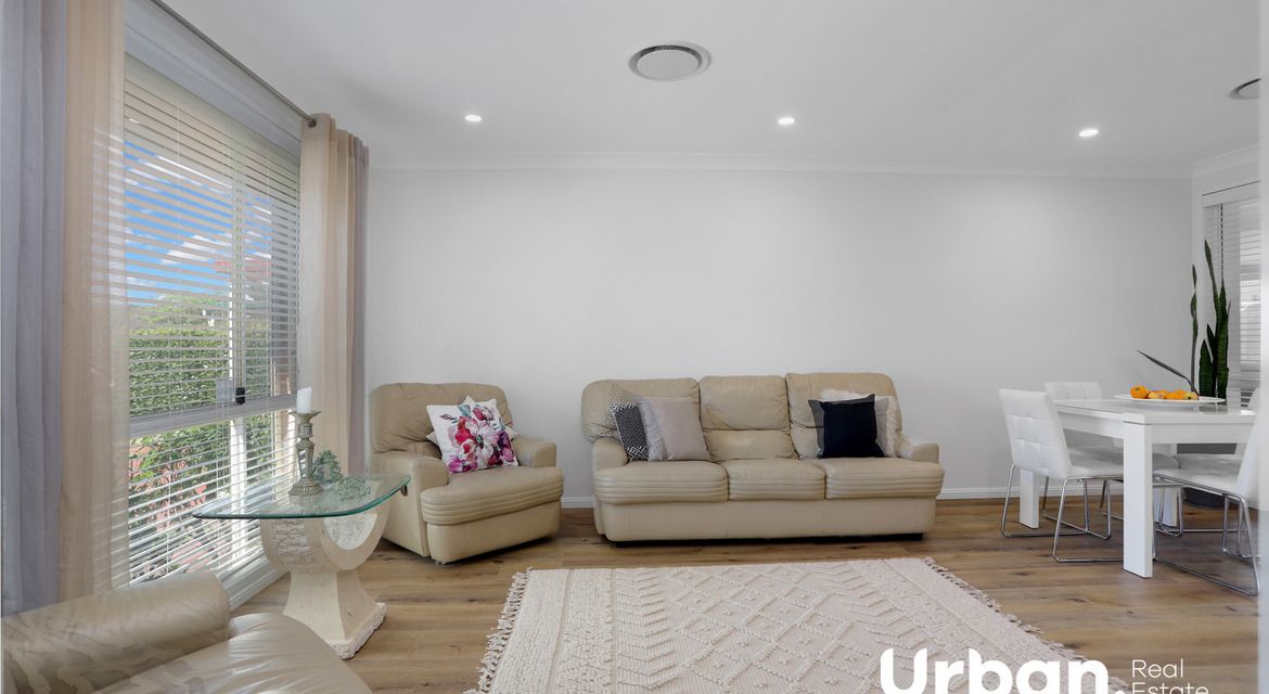 Glenmore Park 9 Friarbird Crescent