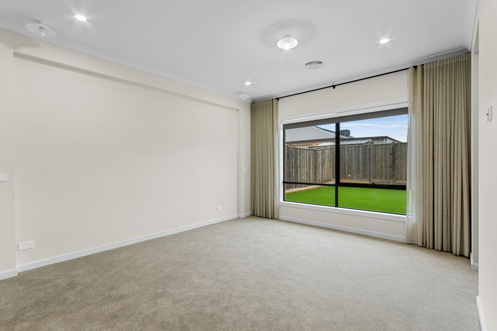 FINE FINISHES, EXPANSIVE SPACES
