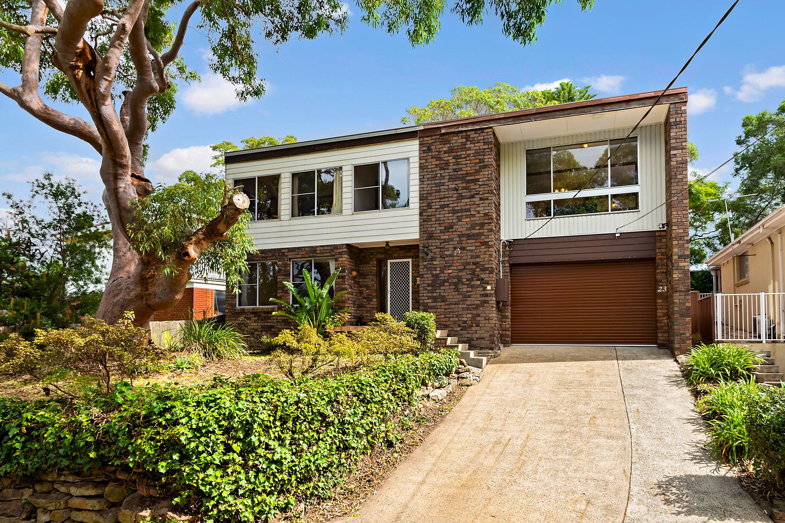 Real Estate For Sale 23 Forbes Crescent Engadine , NSW