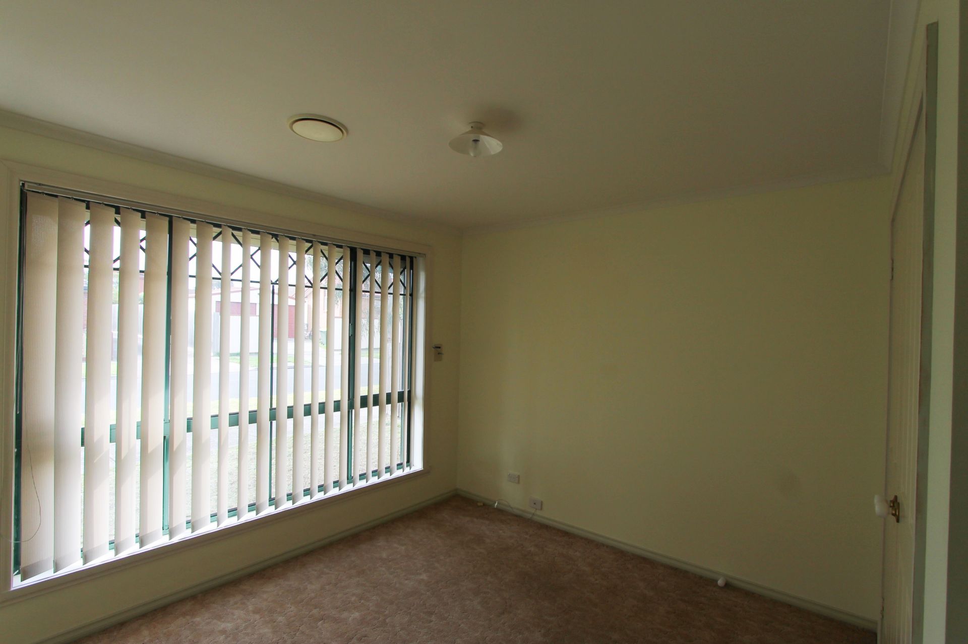 LOCATED IN A QUITE POCKET OF MILL PARK!