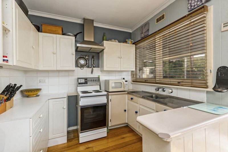 17 Bracken Grove, Altona - Thumbnail 8