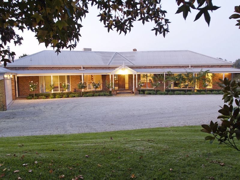 119 Kings Road Barnawartha VIC, Barnawartha - Thumbnail 2