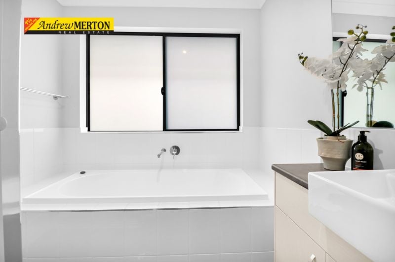 66 Dunlin Circuit, Marsden Park