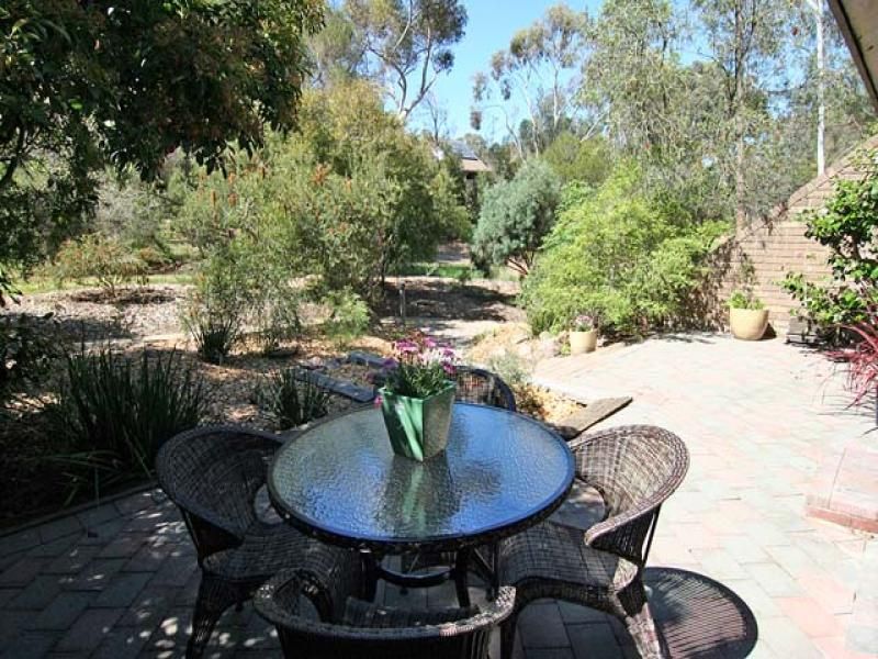 99 Wybalena Grove, Cook - Thumbnail 2