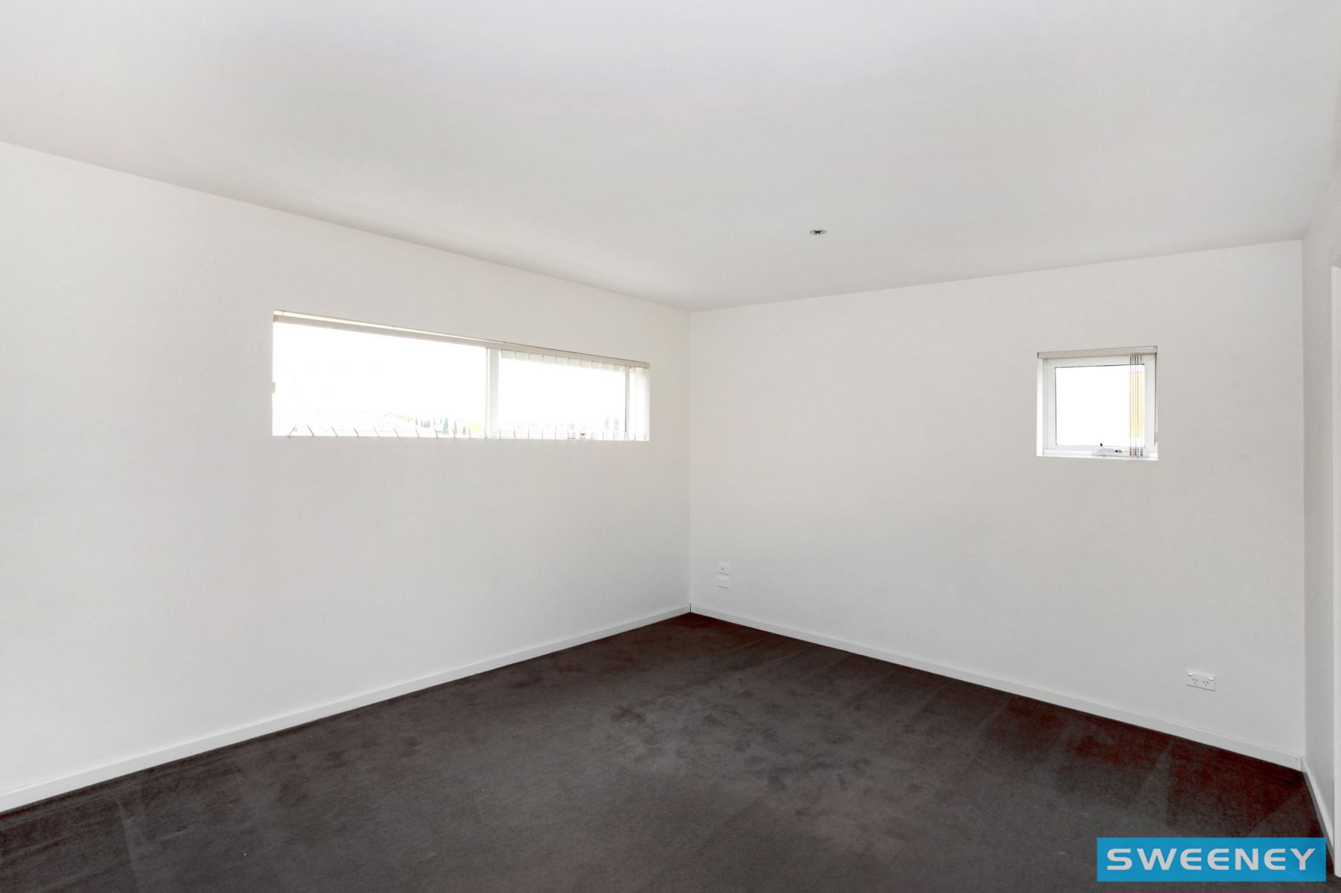 3/5-9 Strathvea Lane, Caroline Springs - Thumbnail 4