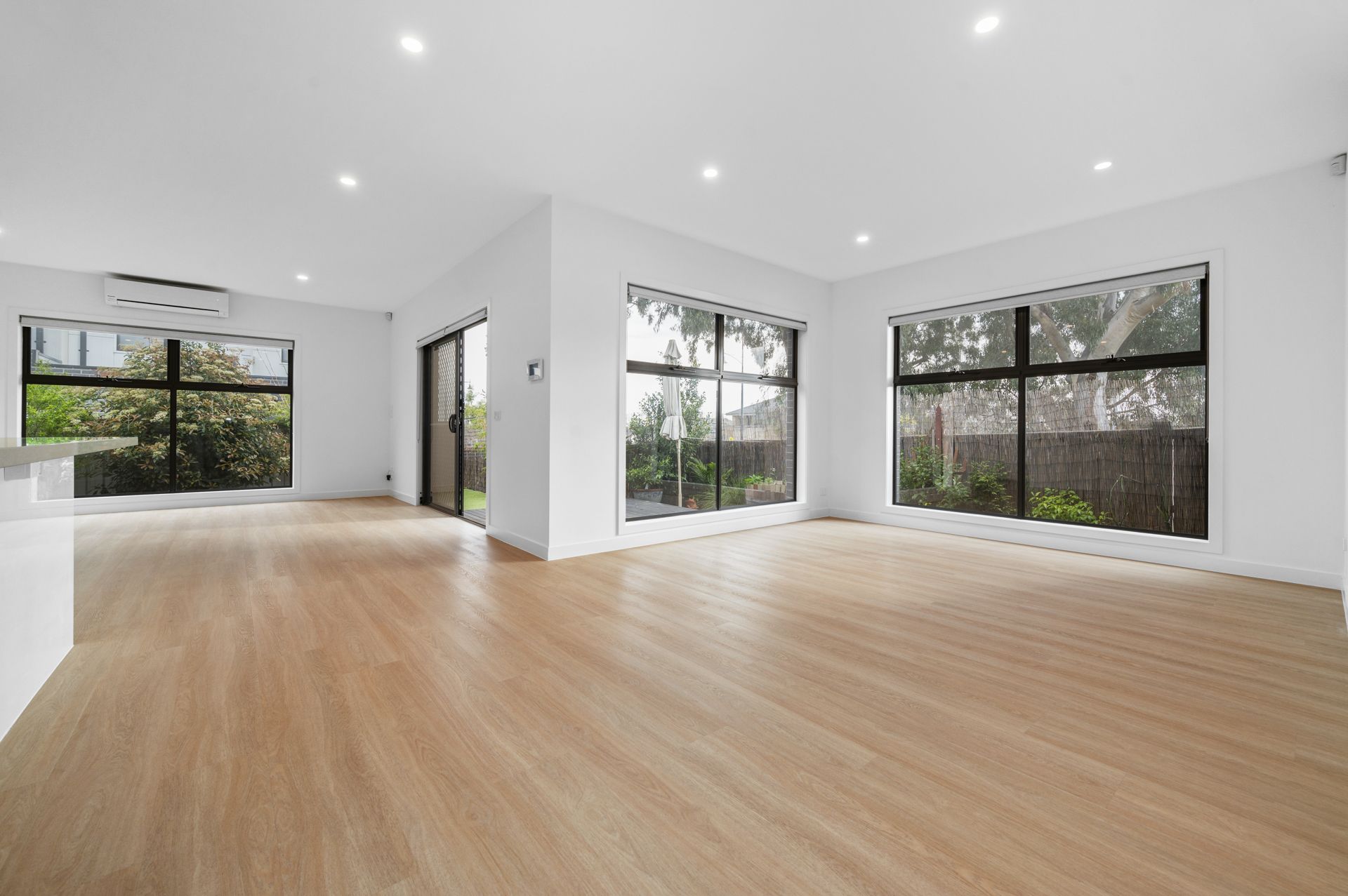 PRISTINE TOWNHOUSE