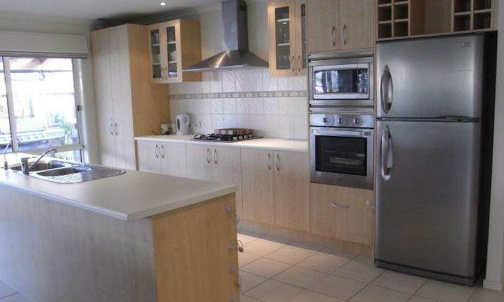 SPACIOUS & STYLISH