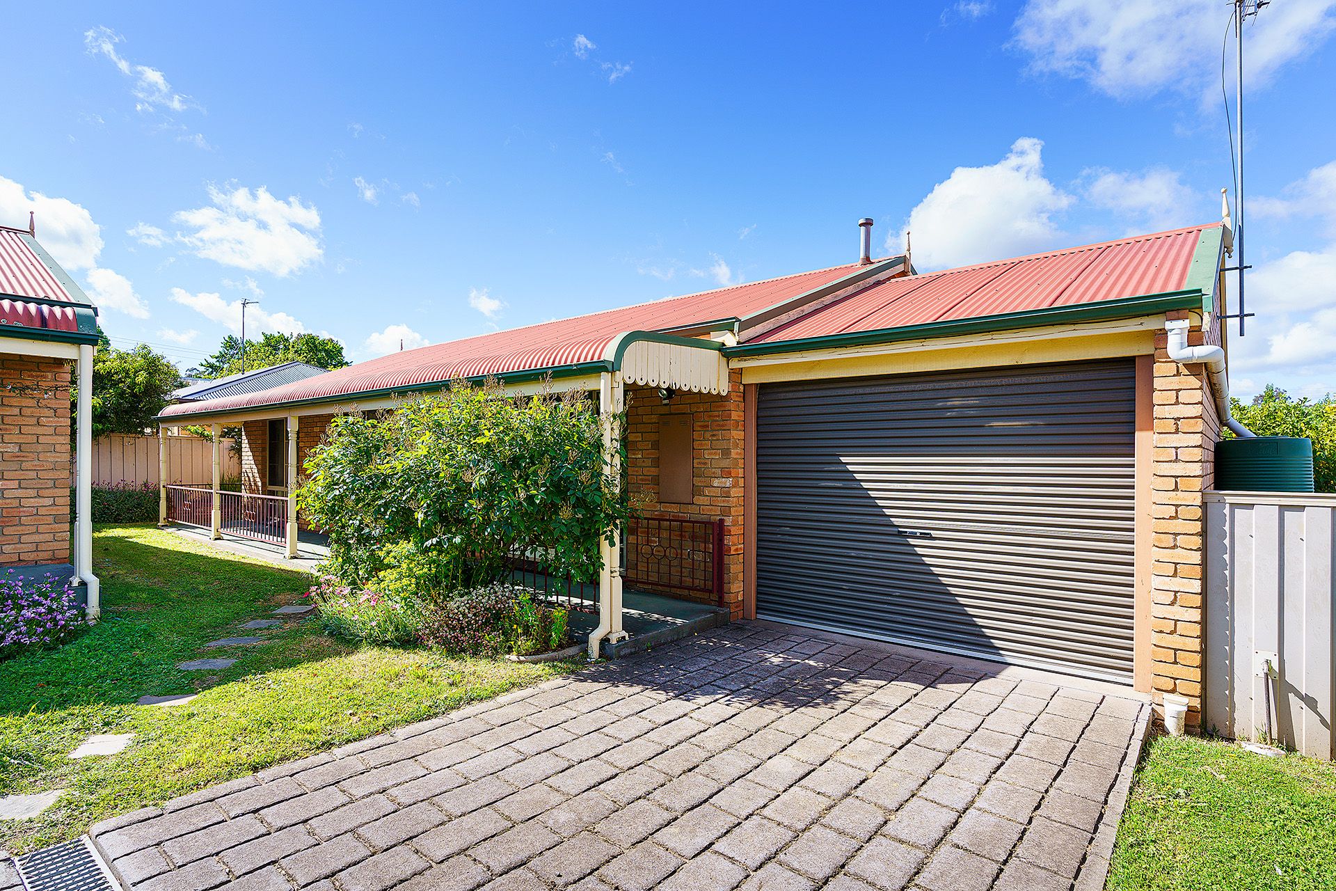 4/4 Union Street, Castlemaine - Thumbnail 2