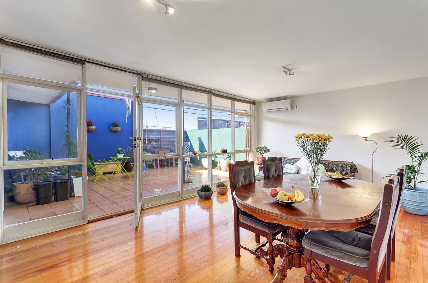 Real Estate For Lease 2/305 Rossmoyne Street Thornbury , VIC