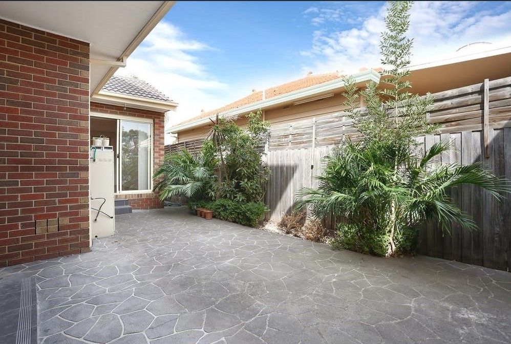 Delightful Two Bedroom Townhouse