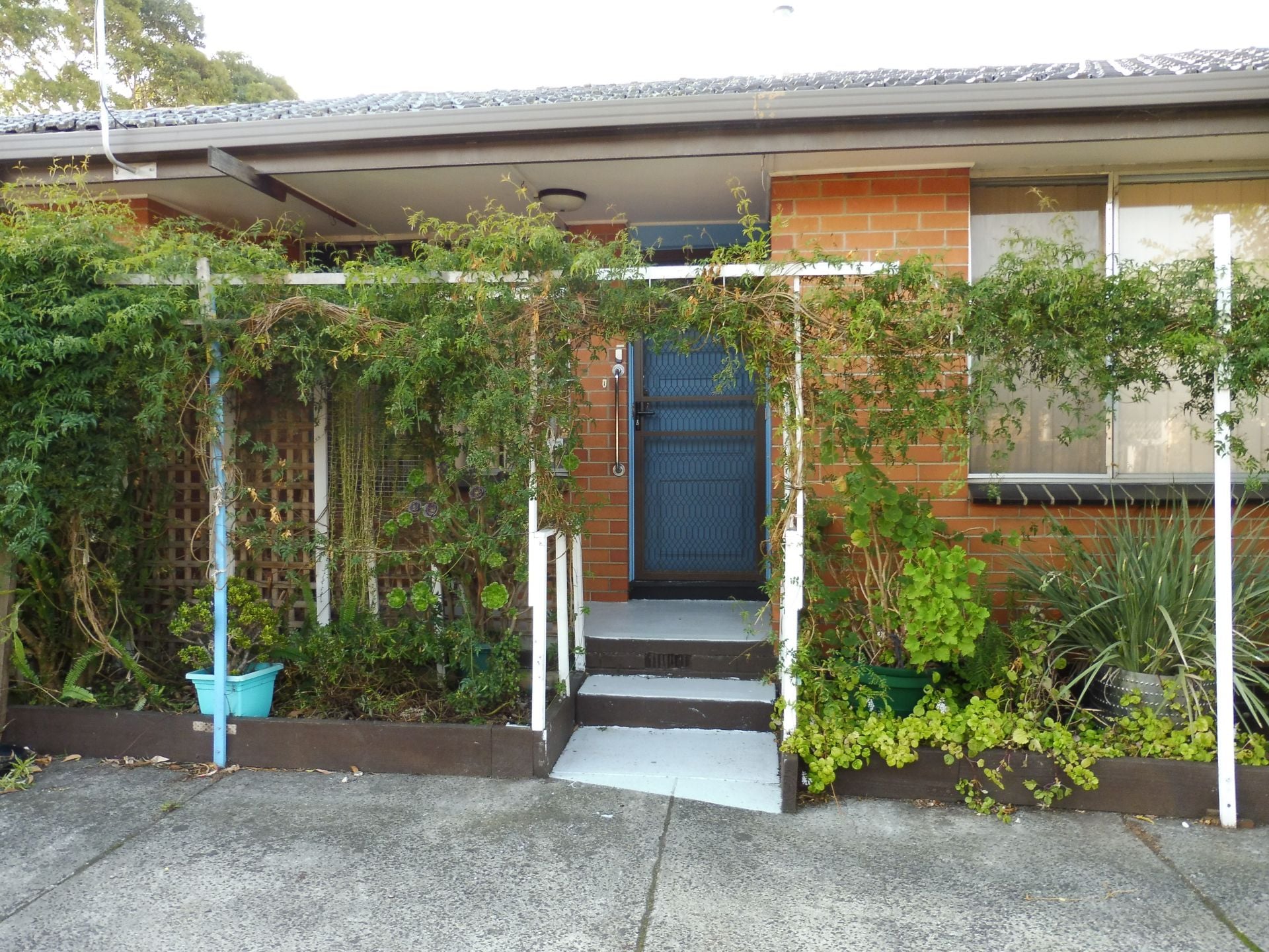 Ideal Location & Price