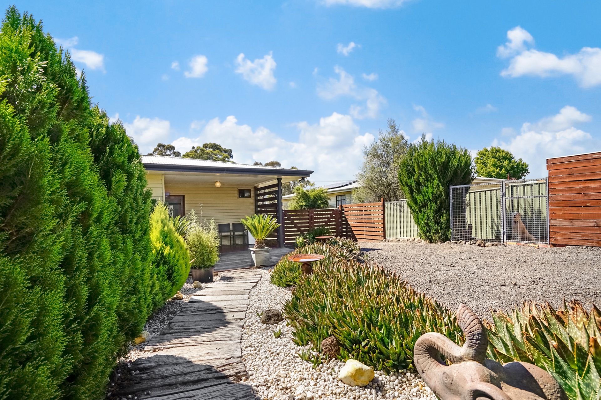 8 Ararat Road Beaufort VIC, Beaufort - Thumbnail 2